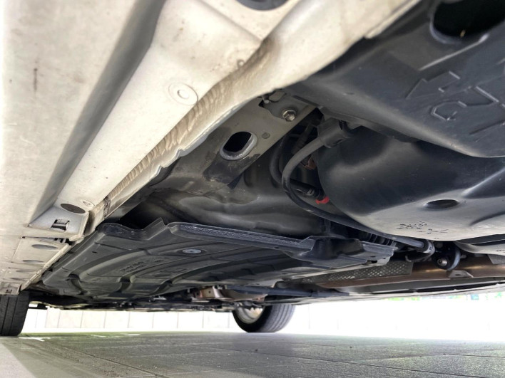 2013 Toyota Prius DAA-ZVW30 (UW-6a3605b3894cc)[11]