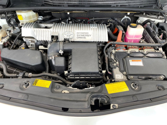 2013 Toyota Prius DAA-ZVW30 (UW-6a3605b3894cc)[4]
