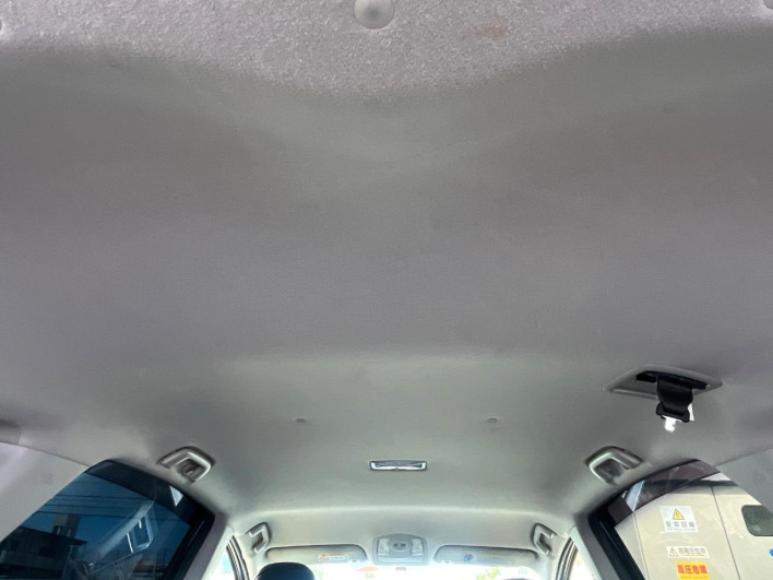 2016 Toyota Prius α DAA-ZVW40W (UW-6a3605b7699c0)[27]