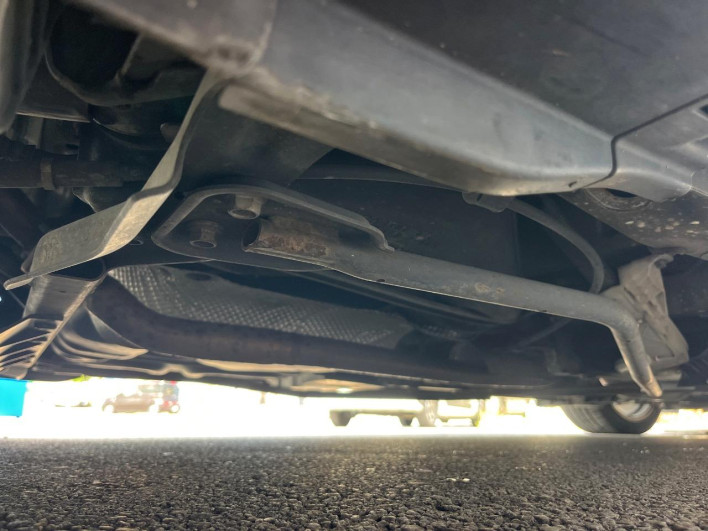 2016 Toyota Prius α DAA-ZVW40W (UW-6a3605b7699c0)[15]
