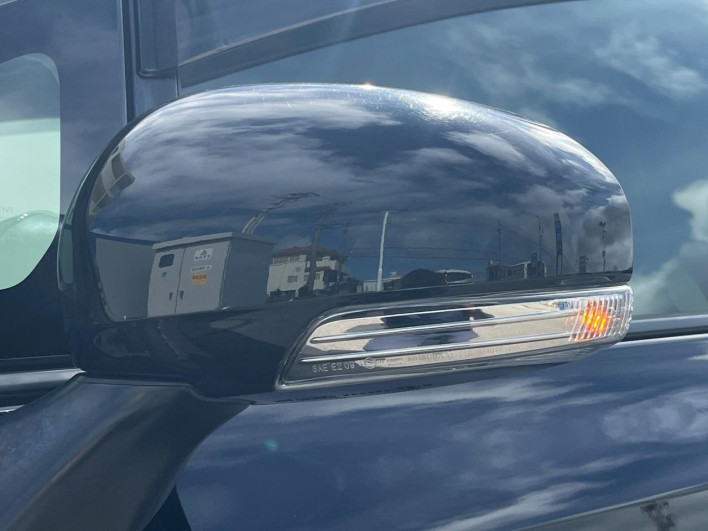 2016 Toyota Prius α DAA-ZVW40W (UW-6a3605b7699c0)[13]