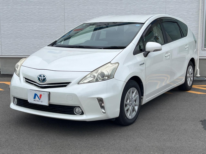 2014 Toyota Prius α DAA-ZVW41W (UW-6a3605b7a74ec)[15]
