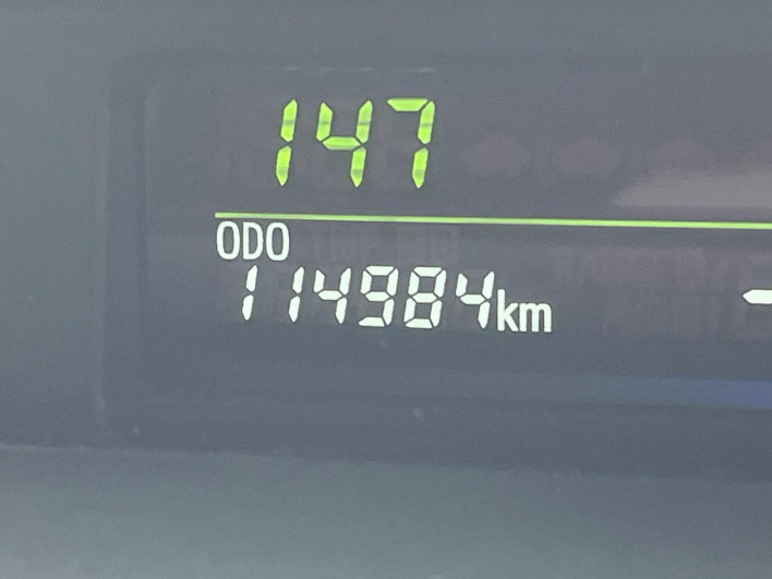 2014 Toyota Prius α DAA-ZVW41W (UW-6a3605b7a74ec)[2]