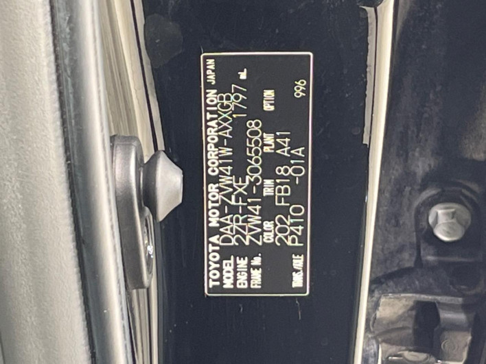 2011 Toyota Prius α DAA-ZVW41W (UW-6a3605b814b50)[1]