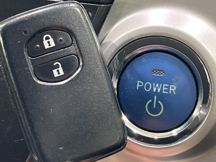 2011 Toyota Prius α DAA-ZVW41W (UW-6a3605b814b50)[29]