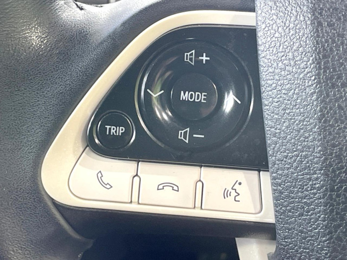 2017 Toyota Prius DAA-ZVW50 (UW-6a3605b9cec6b)[19]