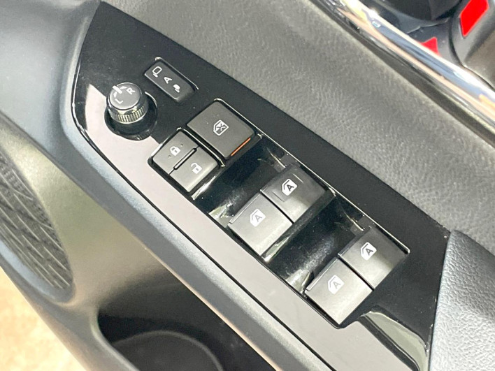 2017 Toyota Prius DAA-ZVW50 (UW-6a3605b9cec6b)[12]