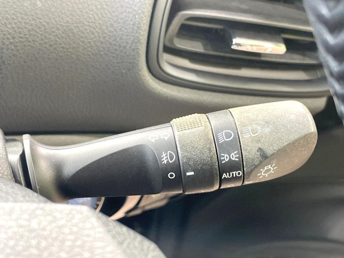 2017 Toyota Prius DAA-ZVW50 (UW-6a3605b9cec6b)[16]