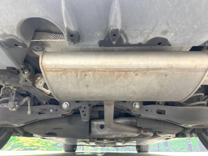 2017 Toyota Prius DAA-ZVW50 (UW-6a3605bb1f760)[23]