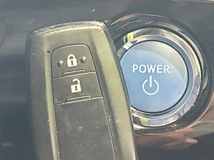 2017 Toyota Prius DAA-ZVW50 (UW-6a3605bb1f760)[5]