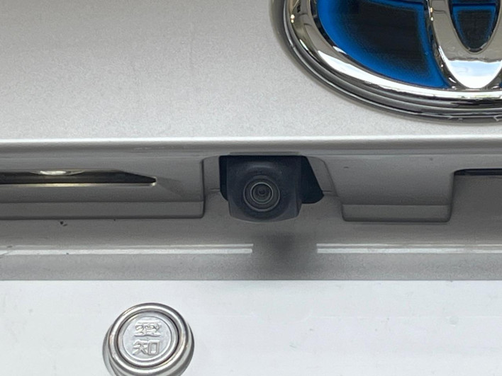 2017 Toyota Prius DAA-ZVW51 (UW-6a3605bc828ed)[14]