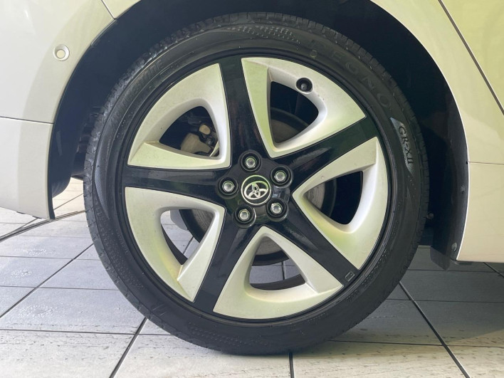 2017 Toyota Prius DAA-ZVW51 (UW-6a3605bc828ed)[23]