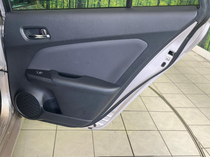 2017 Toyota Prius DAA-ZVW51 (UW-6a3605bc828ed)[25]