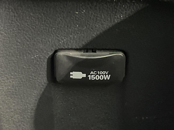 2017 Toyota Prius DAA-ZVW51 (UW-6a3605bc828ed)[28]
