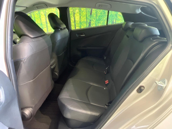 2017 Toyota Prius DAA-ZVW51 (UW-6a3605bc828ed)[8]