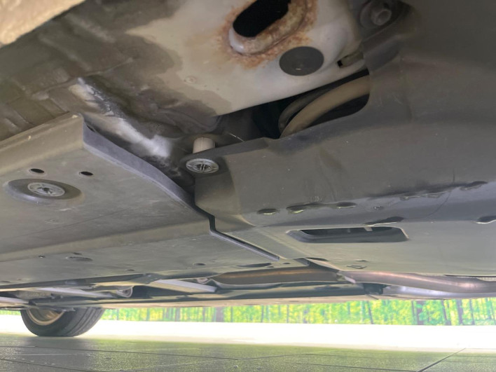 2017 Toyota Prius DAA-ZVW51 (UW-6a3605bc828ed)[13]