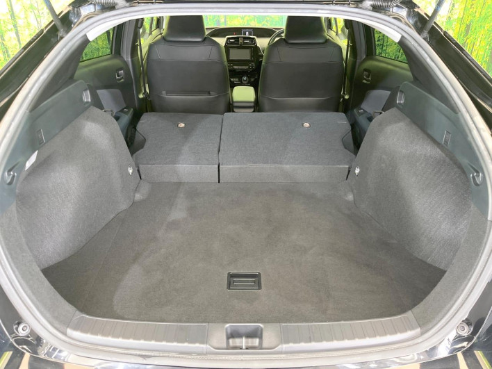 2020 Toyota Prius DAA-ZVW51 (UW-6a3605bdbe0d8)[13]