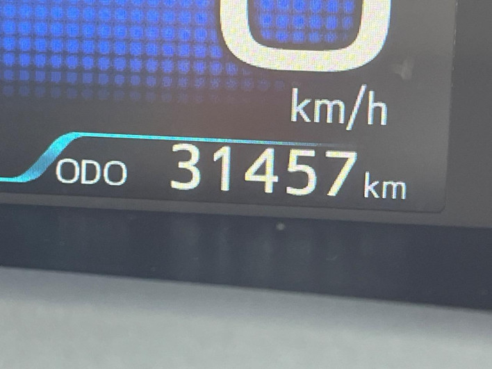 2022 Toyota Prius 6AA-ZVW51 (UW-6a3605bea1217)[2]