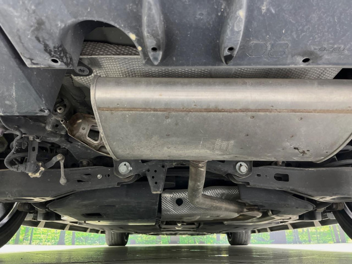 2017 Toyota Prius PHV DLA-ZVW52 (UW-6a3605bff1096)[9]