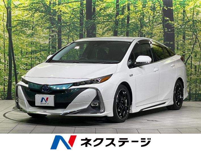 2017 Toyota Prius PHV DLA-ZVW52 (UW-6a3605bff1096)[3]