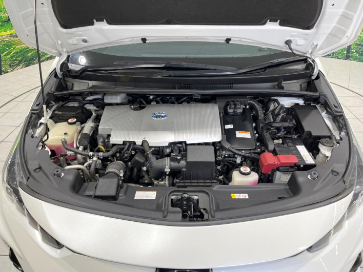 2018 Toyota Prius PHV DLA-ZVW52 (UW-6a3605c115266)[12]