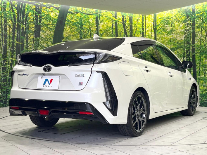 2018 Toyota Prius PHV DLA-ZVW52 (UW-6a3605c115266)[18]