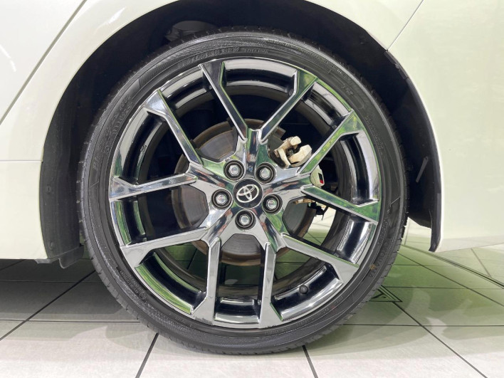 2018 Toyota Prius PHV DLA-ZVW52 (UW-6a3605c115266)[5]