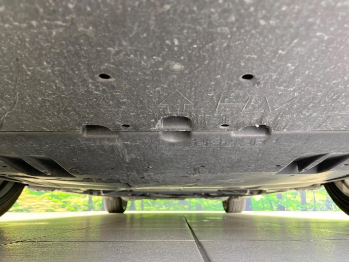 2018 Toyota Prius PHV DLA-ZVW52 (UW-6a3605c115266)[13]