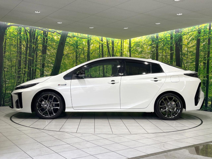 2018 Toyota Prius PHV DLA-ZVW52 (UW-6a3605c115266)[15]