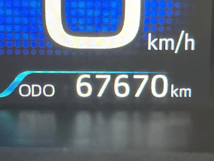 2018 Toyota Prius PHV DLA-ZVW52 (UW-6a3605c115266)[2]