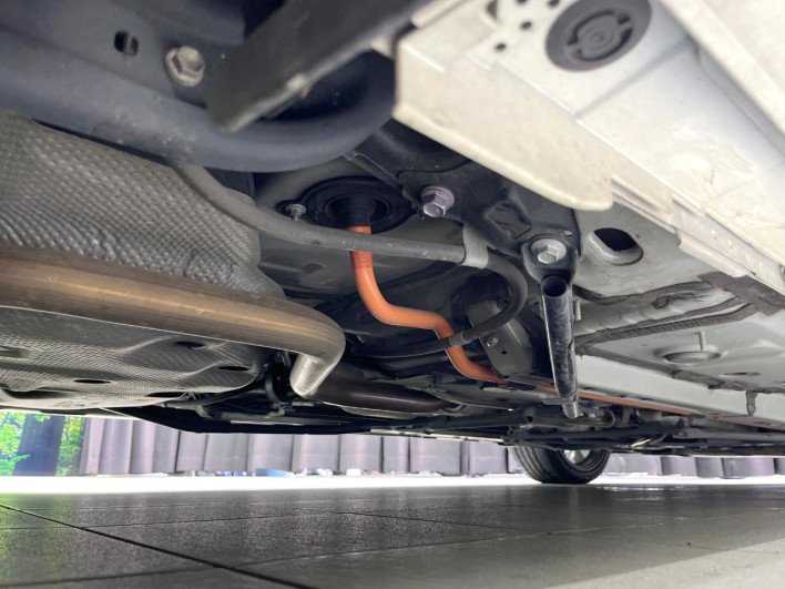 2018 Toyota Prius PHV DLA-ZVW52 (UW-6a3605c115266)[29]