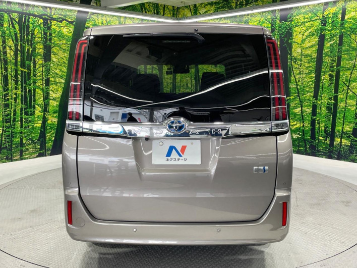 2020 Toyota Noah 6AA-ZWR80G (UW-6a3605cbab859)[17]