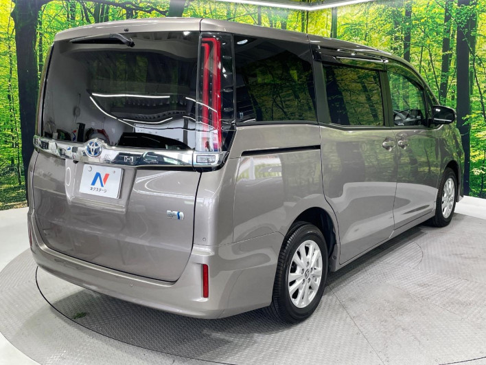 2020 Toyota Noah 6AA-ZWR80G (UW-6a3605cbab859)[18]
