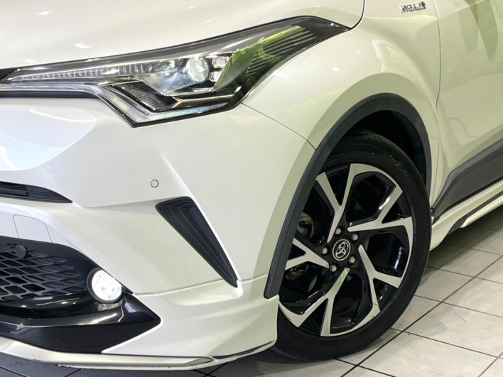 2017 Toyota C-HR DAA-ZYX10 (UW-6a3605d55a331)[9]