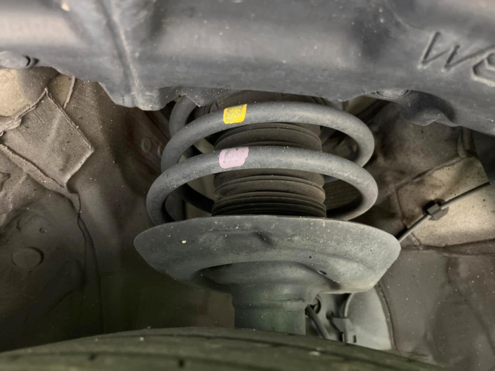 2017 Toyota C-HR DAA-ZYX10 (UW-6a3605d55a331)[12]