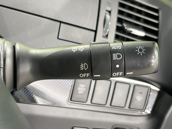 2014 Toyota Estima DBA-ACR55W (UW-6a3754d00c8ff)[28]