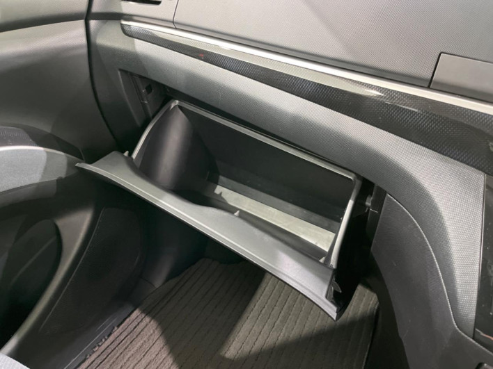 2014 Toyota Estima DBA-ACR55W (UW-6a3754d00c8ff)[20]