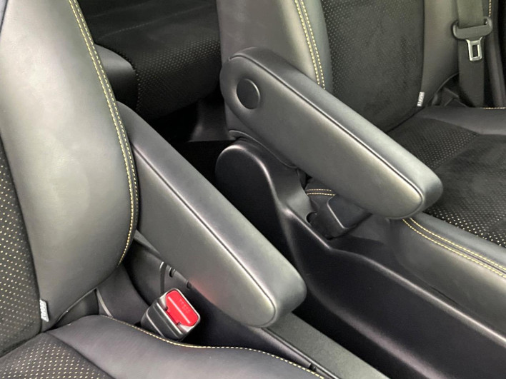 2017 Toyota Vellfire DBA-AGH30W (UW-6a3754d2894cd)[23]