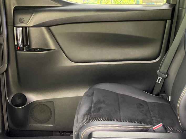 2017 Toyota Vellfire DBA-AGH30W (UW-6a3754d2894cd)[14]