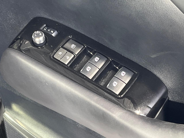 2018 Toyota Alphard DBA-AGH30W (UW-6a3754d336e8a)[23]