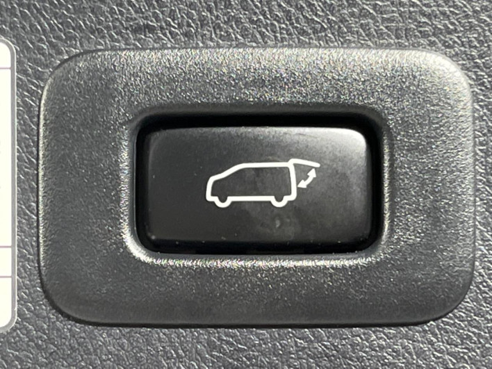 2018 Toyota Alphard DBA-AGH30W (UW-6a3754d336e8a)[13]