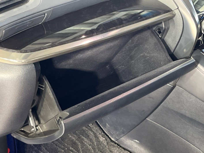2018 Toyota Alphard DBA-AGH30W (UW-6a3754d336e8a)[27]