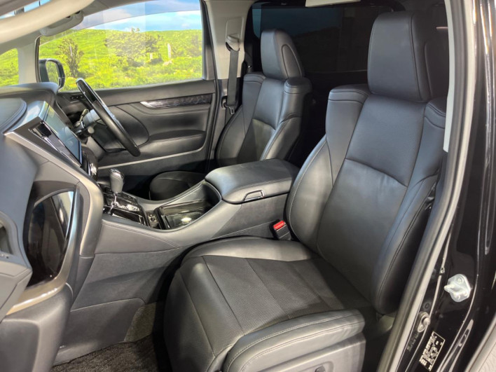 2018 Toyota Alphard DBA-AGH30W (UW-6a3754d336e8a)[28]