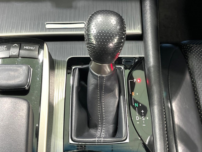 2014 Lexus GS DAA-AWL10 (UW-6a3754e6195a1)[19]