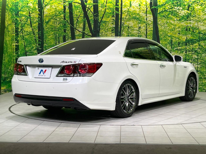 2017 Toyota Crown Hybrid DAA-AWS211 (UW-6a3754e7b502e)[9]