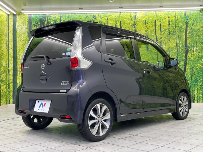 2015 Nissan Days DBA-B21W (UW-6a375508bb373)[17]