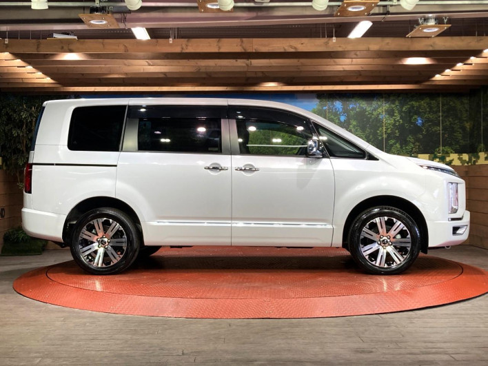 2024 Mitsubishi Delica D:5 3DA-CV1W (UW-6a3755266e2c4)[16]