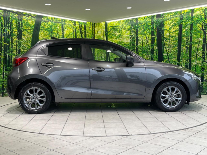 2016 Mazda Demio DBA-DJ3FS (UW-6a37552a72b3a)[9]