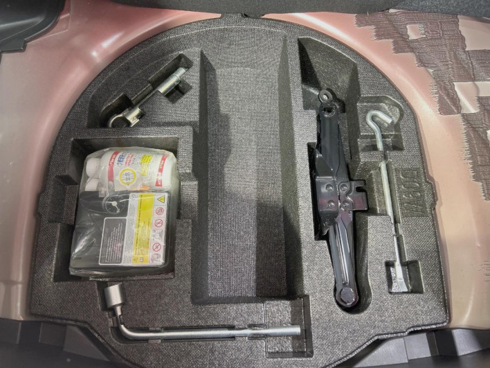2015 Mazda Demio LDA-DJ5FS (UW-6a37552b772cc)[10]