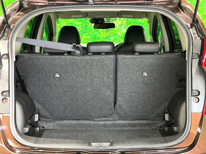 2015 Nissan Note DBA-E12 (UW-6a375531cec61)[13]